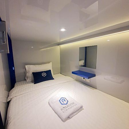 Rosalyne Sleepbox Tugu 2 Hotel Yogyakarta Bagian luar foto