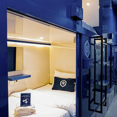 Rosalyne Sleepbox Tugu 2 Hotel Yogyakarta Bagian luar foto